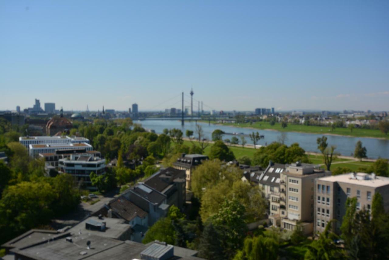 Luxury In Near Trade Fair Appartement *